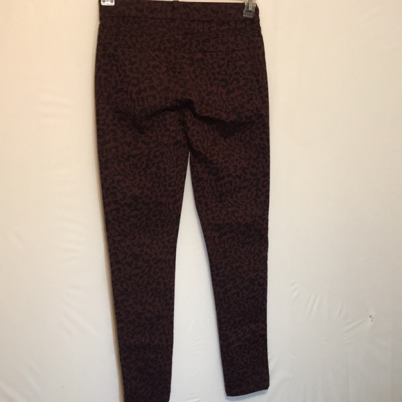 Arizona Jean Co. Animal Print Ankle Jegging - Picture 4 of 13